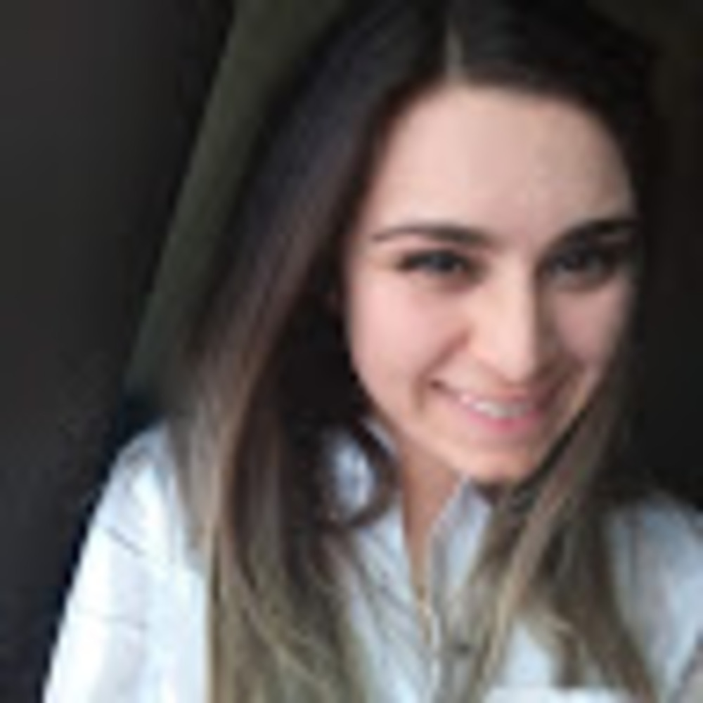 Meet your Posher, Vivi